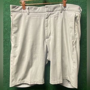 Walter Hogan Golf Men’s Shorts Size 34